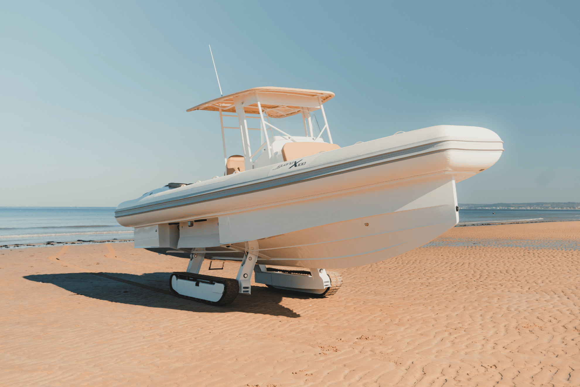 Iguana X100 White Edition | Iguana Yachts